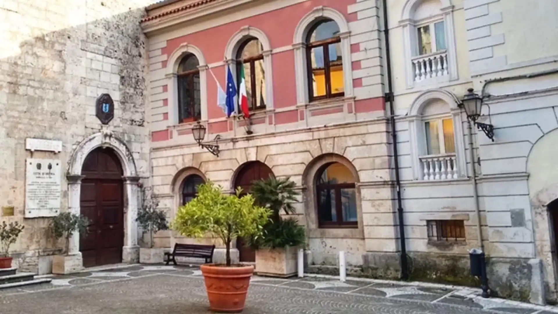 Borse di studio, il comune di Isernia pubblica l’avviso.